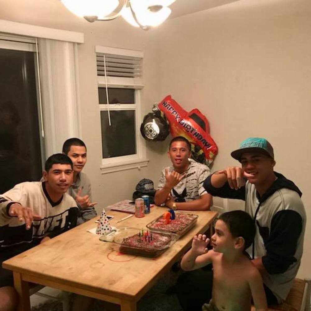 Meet your Posher, Jen n pua